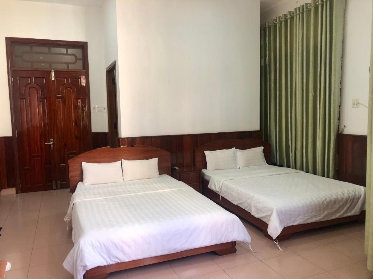 Hai Huong Hotel Куинён Экстерьер фото