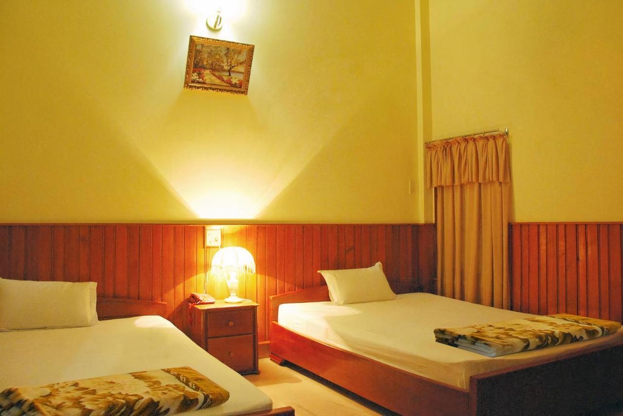 Hai Huong Hotel Куинён Экстерьер фото